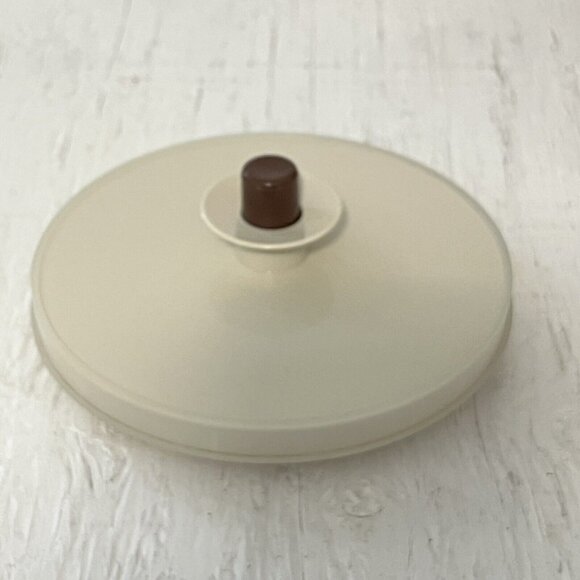 Vintage Brown Tupperware Pitcher With Pop Top Lid 800-11 Made In U.S.A - Picture 5 of 10